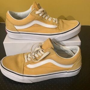 Vans Yellow/Gold Off The Wall Old Skool Skate Unisex shoes very nice!